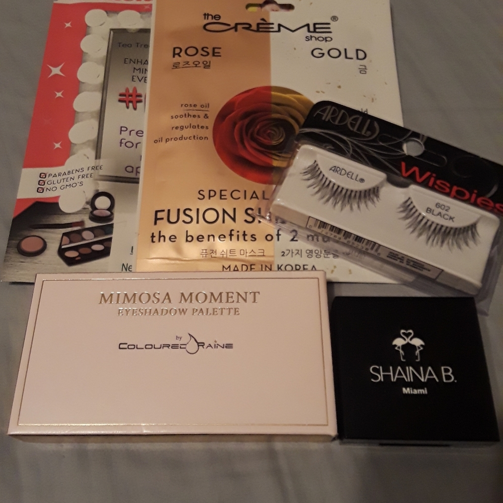 Make up bundle